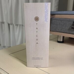 Tatcha Camellia Cleansing Oil in Elegant Cream Box